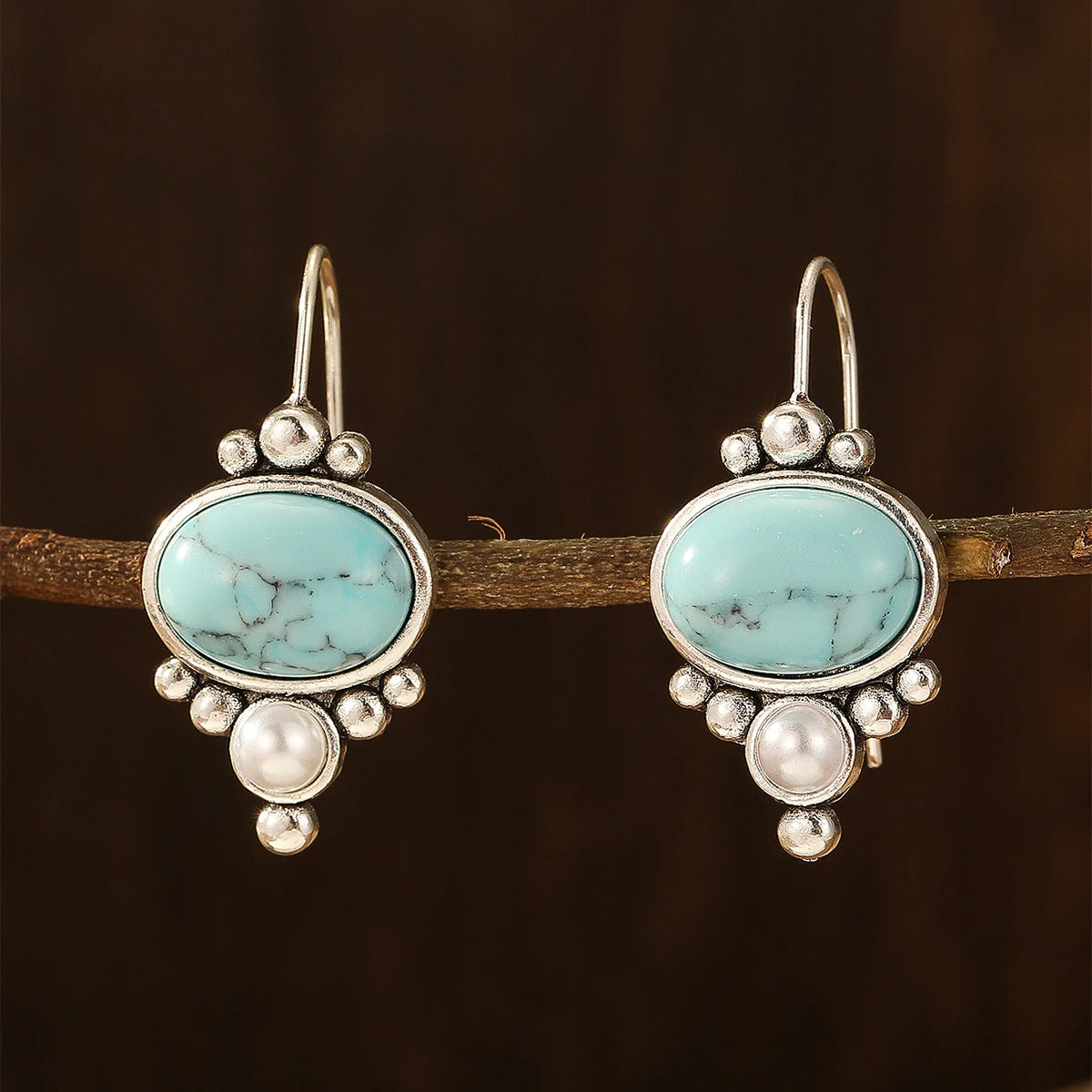Briselle Shorelight Earrings | White Gold
