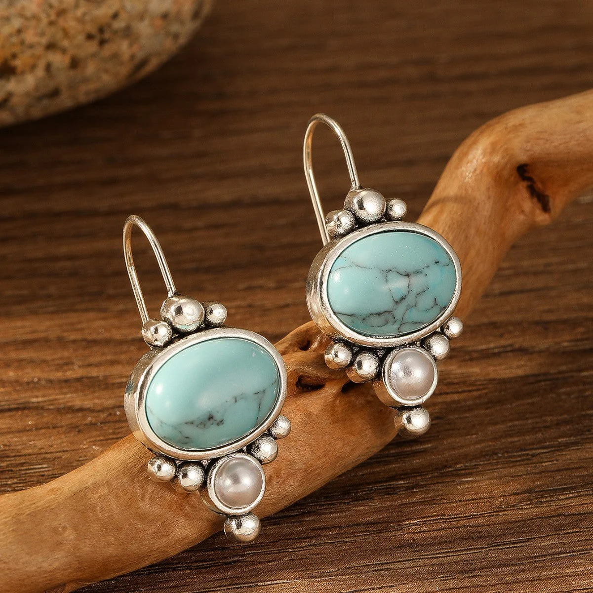 Briselle Shorelight Earrings | White Gold - Image 2
