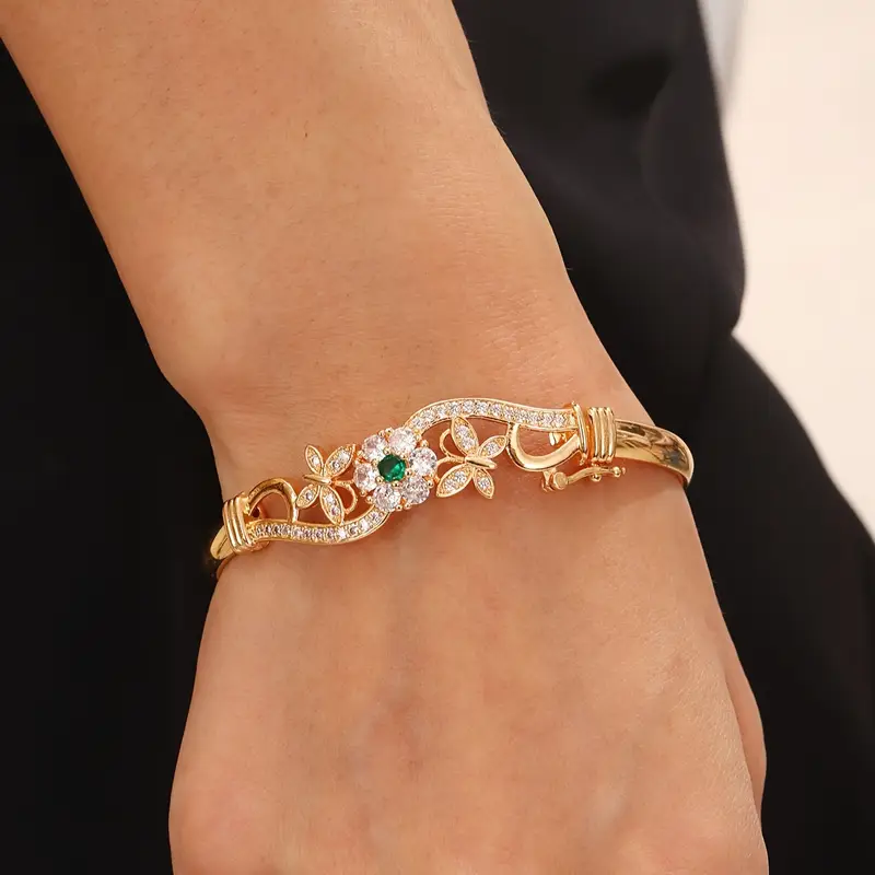 Isla Beaumont Bracelet | Gold - Image 4