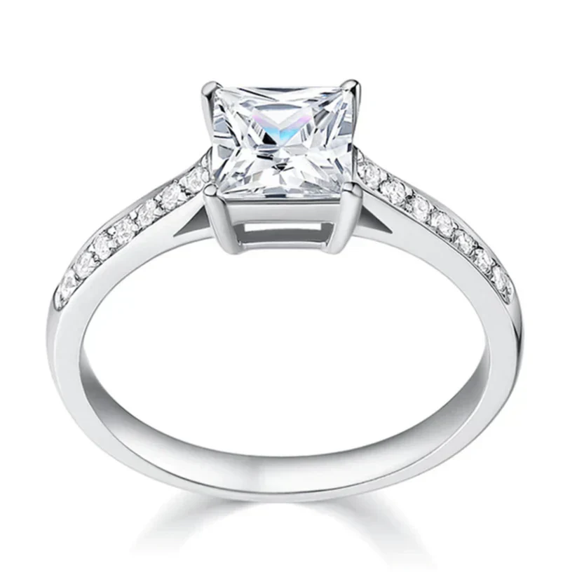 Leontina Gualtieri Ring | White Gold