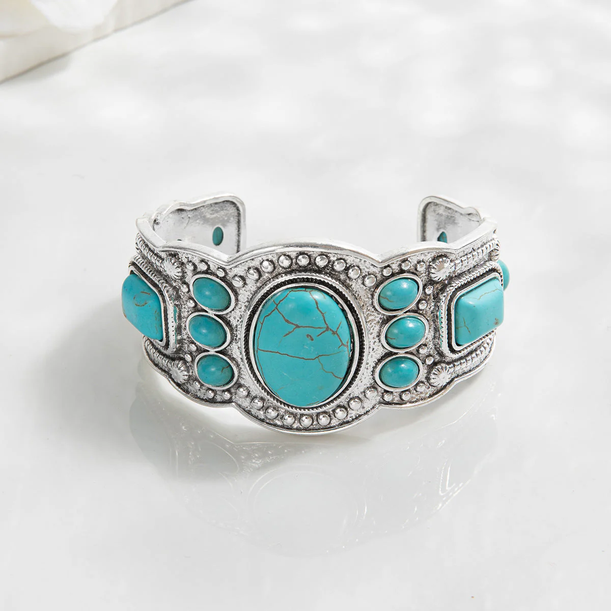 Valencrest Sky Cuff Bracelet | White Gold