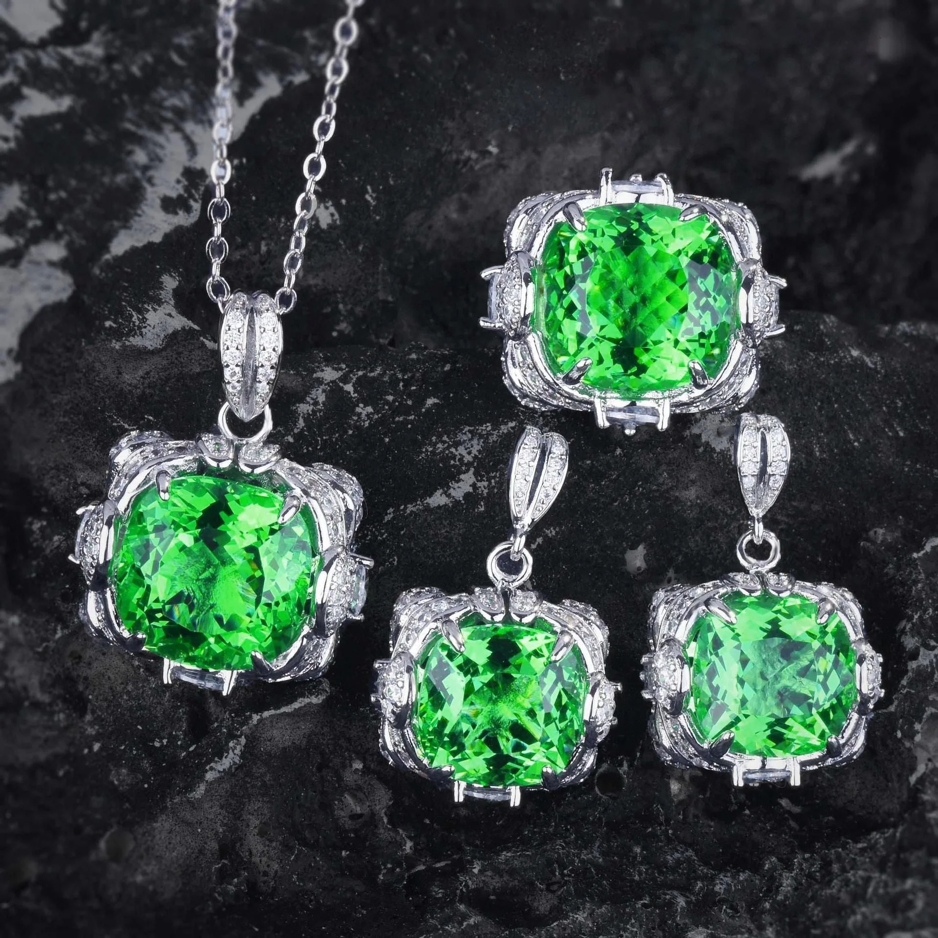 Velora Thandrelle Aquamarine Set | White Gold - Image 3