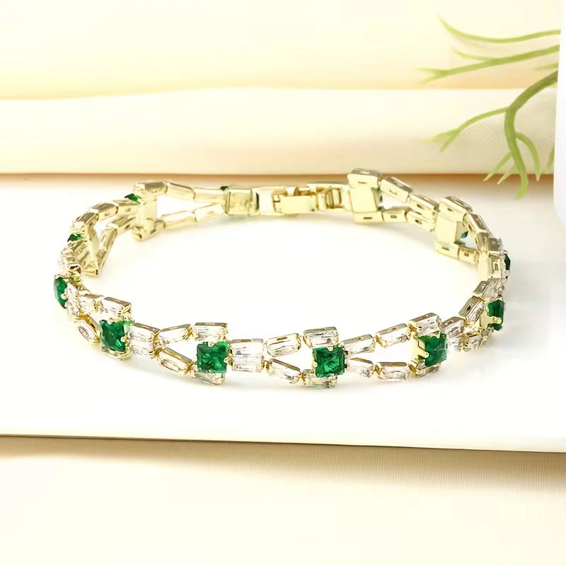 Verde Link Tennis Bracelet | Gold - Image 2