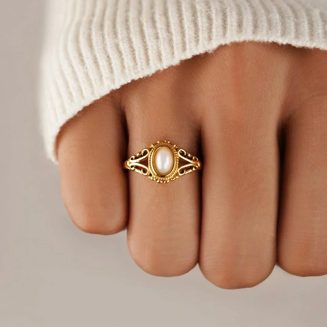 Zavienne Timeless Pearl Ring | Gold - Image 2