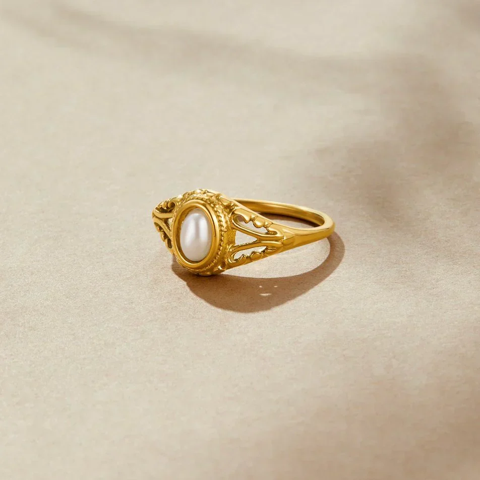 Zavienne Timeless Pearl Ring | Gold - Image 3